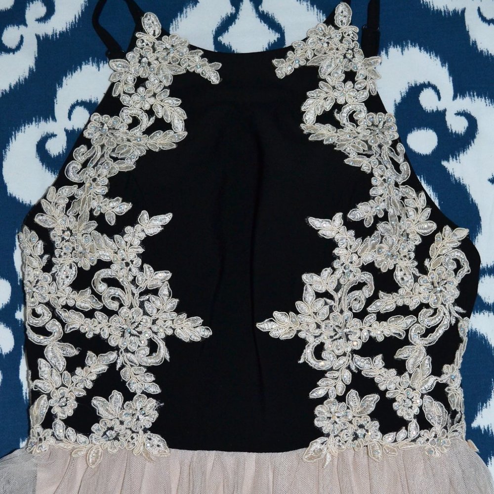 PROM DRESS - Picture 5 of 6